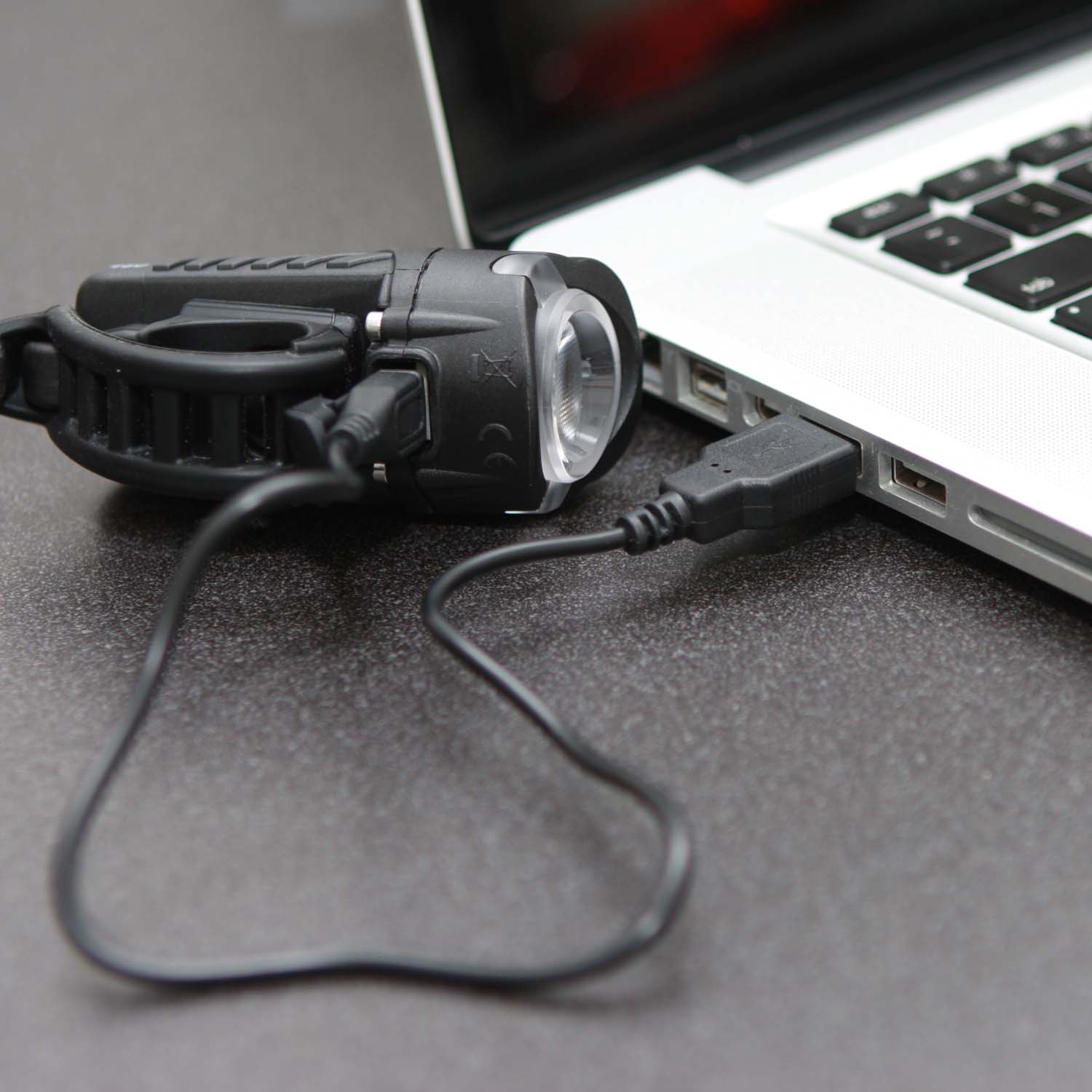 niterider swift 500 usb rechargeable front bike light (4670800527419)