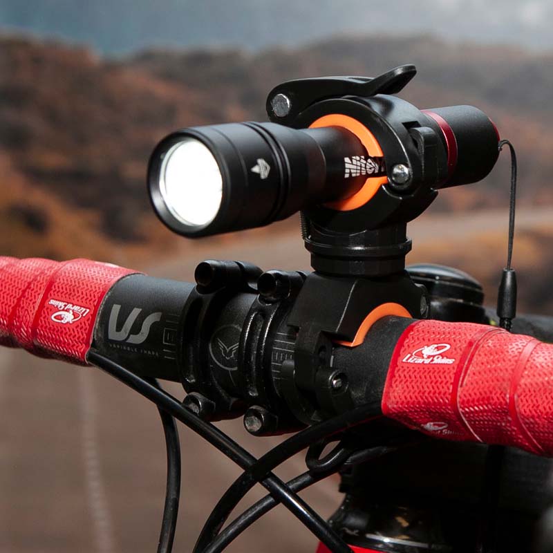 Mtb flashlight mount hot sale
