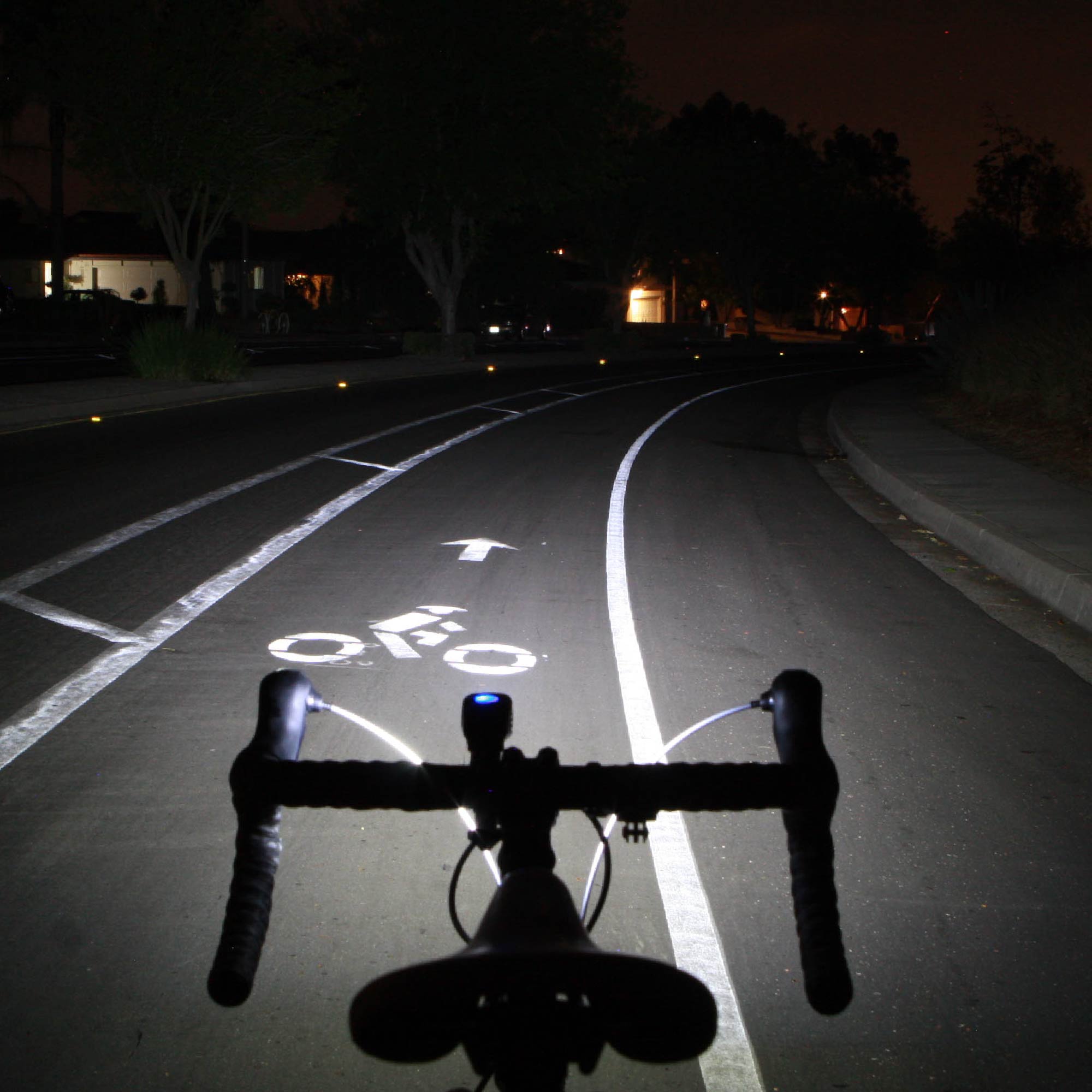 Lumina™ Micro 900 and Vmax+™ 150 Combo Front and Rear Light Set (7157824684185)