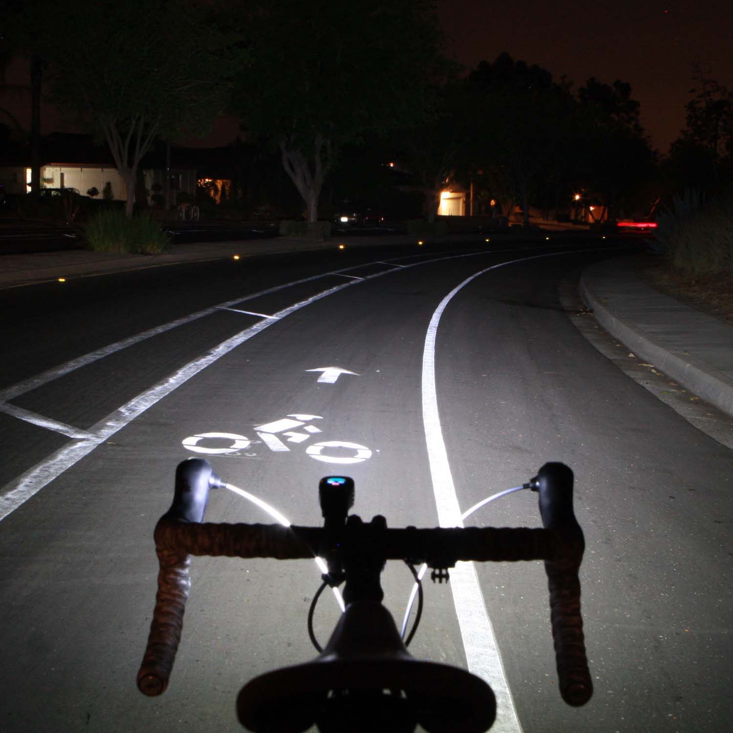Lumina™ OLED 1200 Boost Front Bike Light (4670786076731)