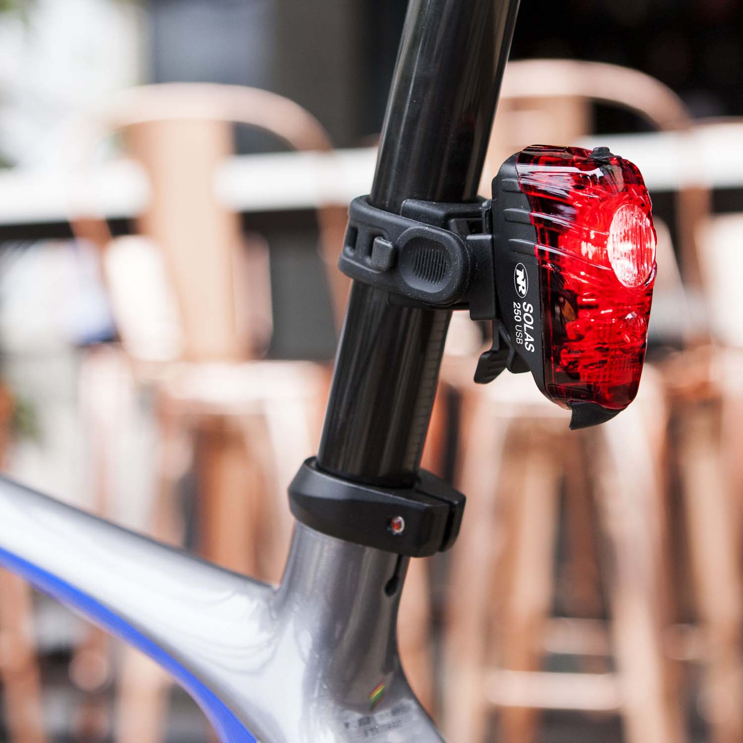 Solas 100 deals rear bike light